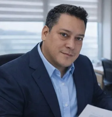 Retrato de Kesber Ángulo